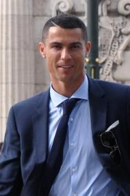 Cristiano Ronaldo Cristiano Ronaldo